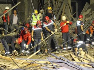 Cesetlere 9 Saat Sonra Ulaşıldı