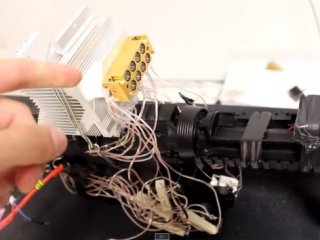 Evinin Garajında Bunu Yaptı