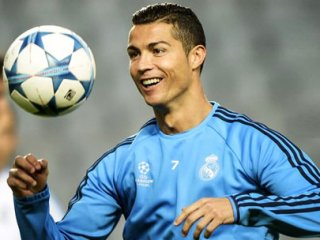 MHP'li vekil adayının vaadi Ronaldo!