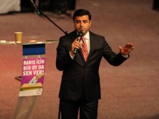 Demirtaş'tan Askere Seçim Vaadi