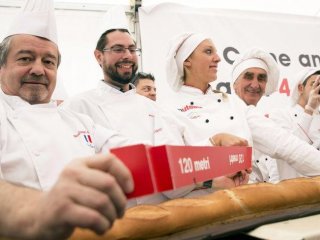 Dünyanın En Uzun Ekmeği Yapıldı