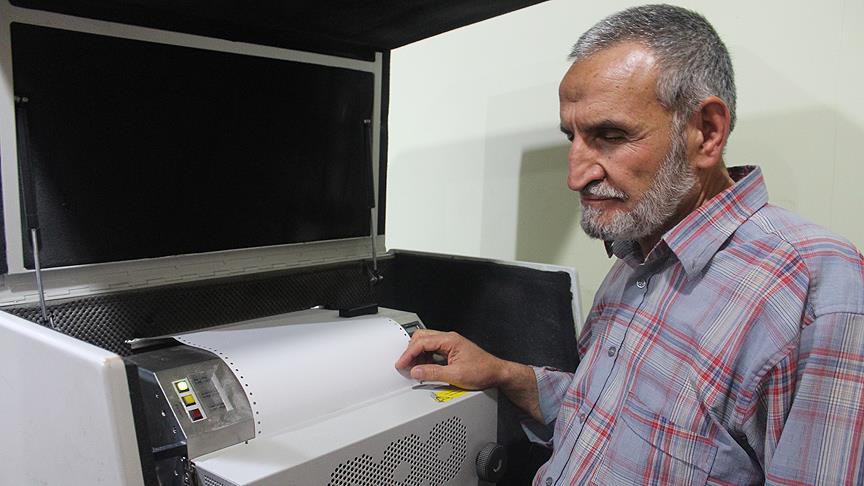 Görme Engelliler İçin Kur'an-ı Kerim Basıyor