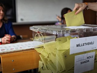 Hangi Parti Yüzde Kaç Oy Alır?