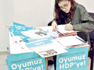 Devletin Üniversitesinde HDP Standı