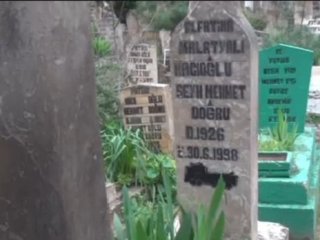 Mezar Taşlarının Üzerine Bakın Ne Yapmışlar