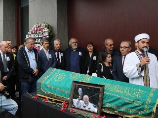 Çetin Altan Son Yolculuğuna Uğurlandı