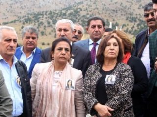 Selvi Kılıçdaroğlu Doğan'ın Cenazesine Katıldı