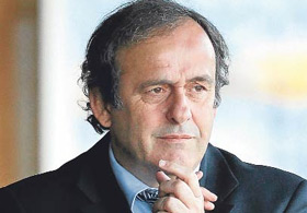 Platini'den kritik uyarı!