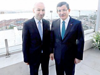 Başbakan Davutoğlu'ndan Çarpıcı Açıklamalar