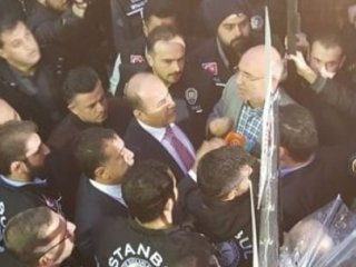 İpek Medya Binası Önünde Polis Müdahalesi
