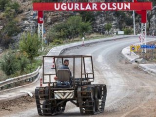 Tank Görünümlü Paletli Araç Yaptı