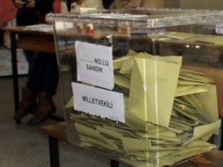AK Parti Dört Köşe Oldu