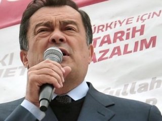 Tek Başına CHP'yi Ezdi Geçti