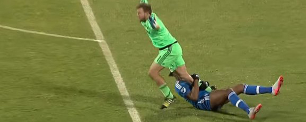 Drogba'dan Şoke Eden Hareket!