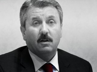 Alperenler İstifaya Çağırdı