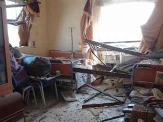 Rus Uçakları Suriye'de Hastaneyi Vurdu