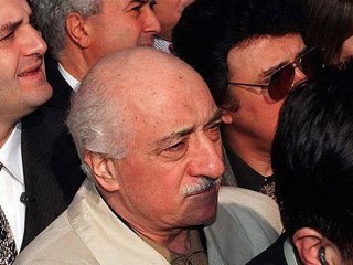 'FETÖ silahlı terör örgütü olarak kabul edilmeli'