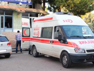 Ambulans Görünümlü Araçla Sigara Kaçakçılığı