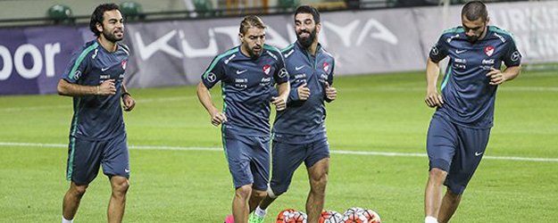 Futbolda milli mesai