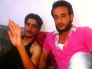 Öldürülen Suriyeli gazeteci katiliyle aynı koltukta!