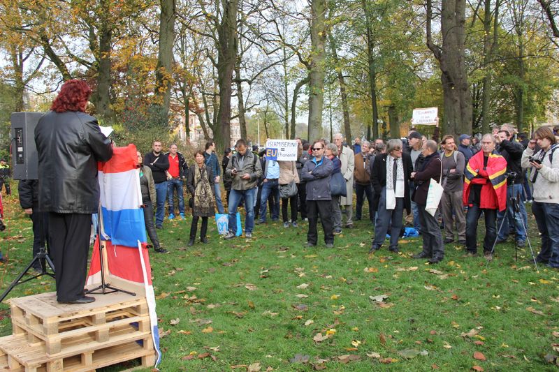 Türkiye'ye Gitmeyin Hatta Döner Yemeyin
