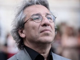 Can Dündar Hala 'Direniş' Çağrısı Yapıyor!