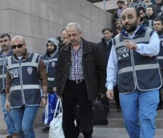 FETÖ'de 7 Kişi Hakkında Yakalama Emri!