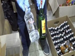 76 Bin Liralık Sahte Alkol Ele Geçirildi