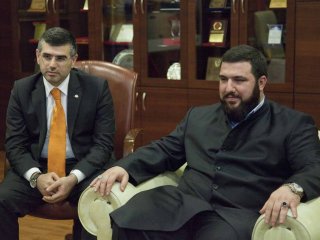 Abdülhamit'in Torunundan 'Muhteşem' Çıkış