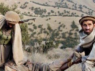 Afganistan'da Çatışma: 22 Ölü