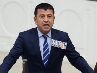 CHP'li vekil Ankara’da ölenlerin fotoğraflarıyla yemin etti