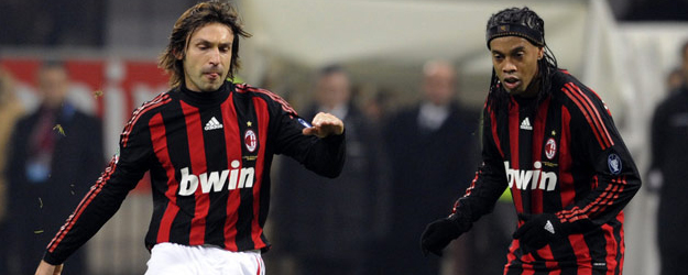 "Ronaldinho ve Pirlo, Antalyaspor'a Gelmeye Hazırlar"