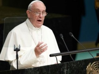 Papa'dan Hristiyanlara ağır sözler