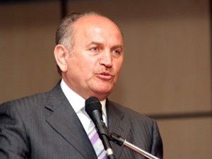 Topbaş: Kimseyi Yerinden Etmeyeceğiz