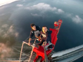 Bunlar Çıldırmış Olmalı!