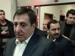 Şanlıurfa valisi yaralı polisi ziyaret etti