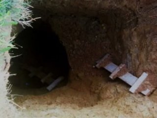 Jandarma Hayrete Düştü