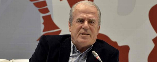 Mustafa Denizli'den Kocaman'a Dev Çalım!