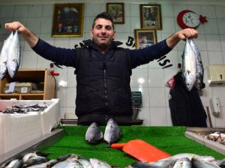 Balık Fiyatları Cep Yakıyor