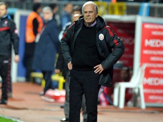 Mustafa Denizli ilk sınavını geçemedi