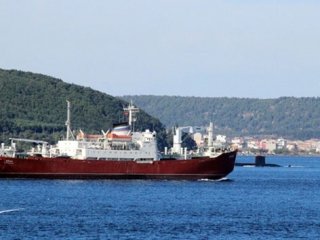 Rus Gemisi Çanakkale Boğazı'ndan Geçti