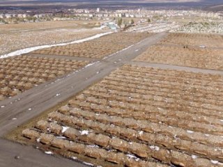 Erzurum'da Bin 800 Mezar Kazıldı