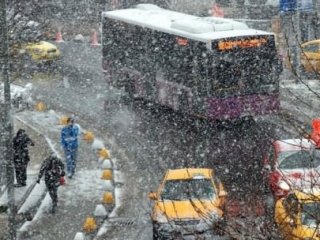 Ankara'ya Kar Geliyor!