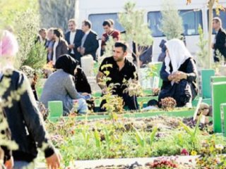 'Çığlık Geliyor' Diye Mezarları Açtırdılar