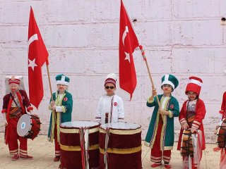 Gönül Gözüyle Mehter Çaldılar