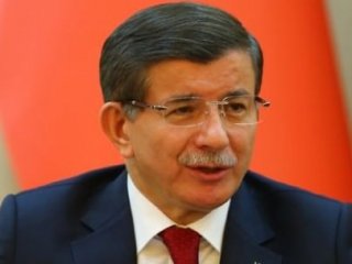 Davutoğlu Kadın Kolları Kongresinde Konuştu