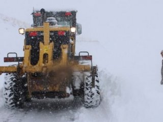 873 Köy Yolu Kapandı!