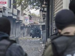 Diyarbakır'da Bir Polis Memuru Şehit Oldu