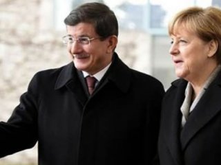 Davutoğlu Merkel İle Görüştü