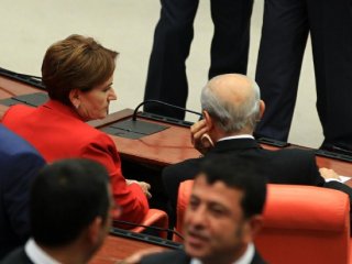 Akşener’e Yakın Markaj! Paralel Kavga Büyüyor